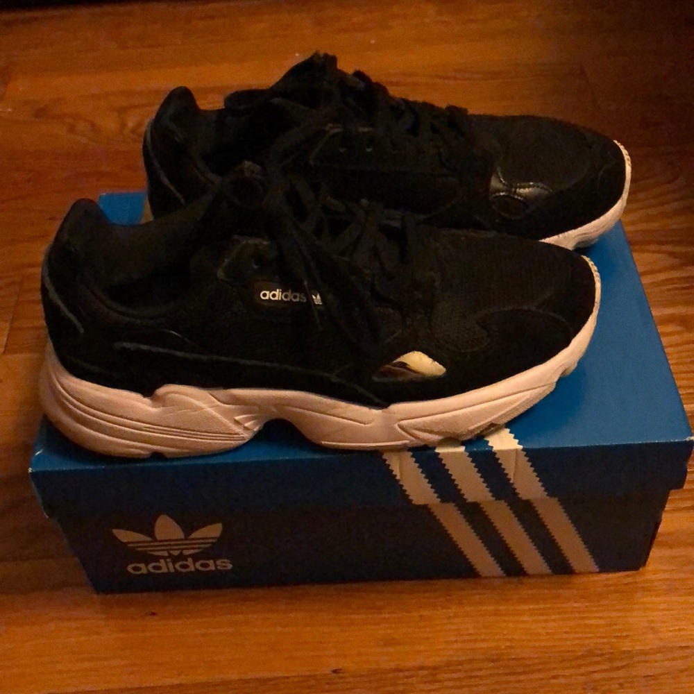 Black/White Adidas Falcon Sneaker
